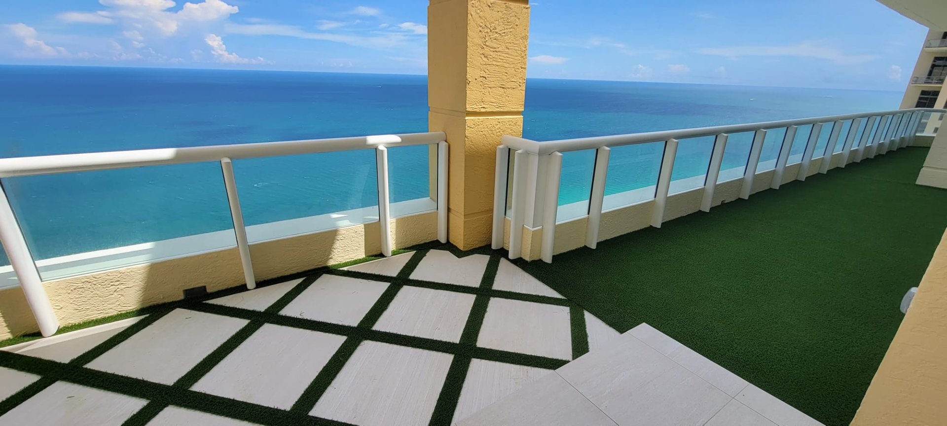 rooftop artificial grass installation artificial grass balcony installation terrace grass rooftop synthetic grass installation